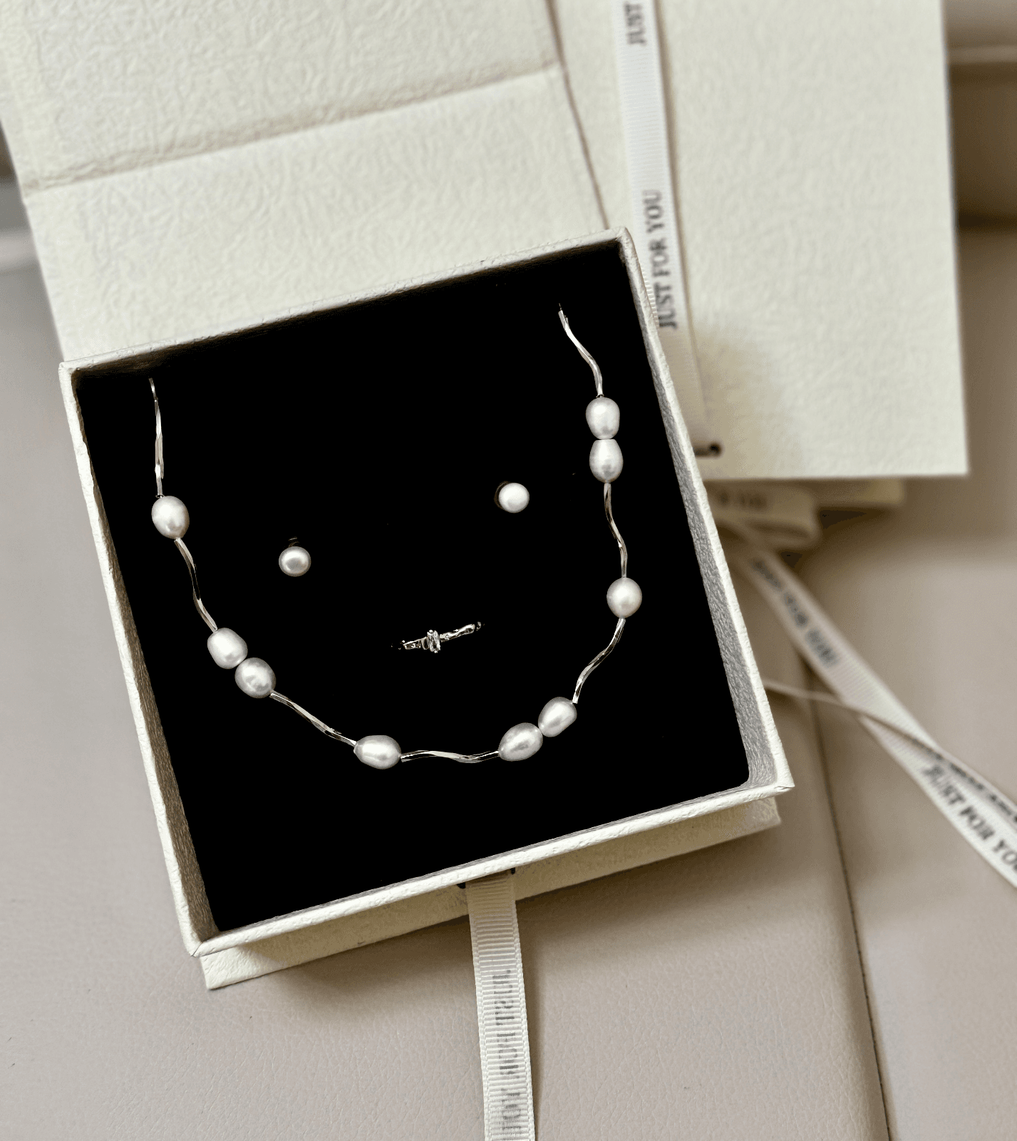 S-Curve Freshwater Pearl Trio Gift Set — 2