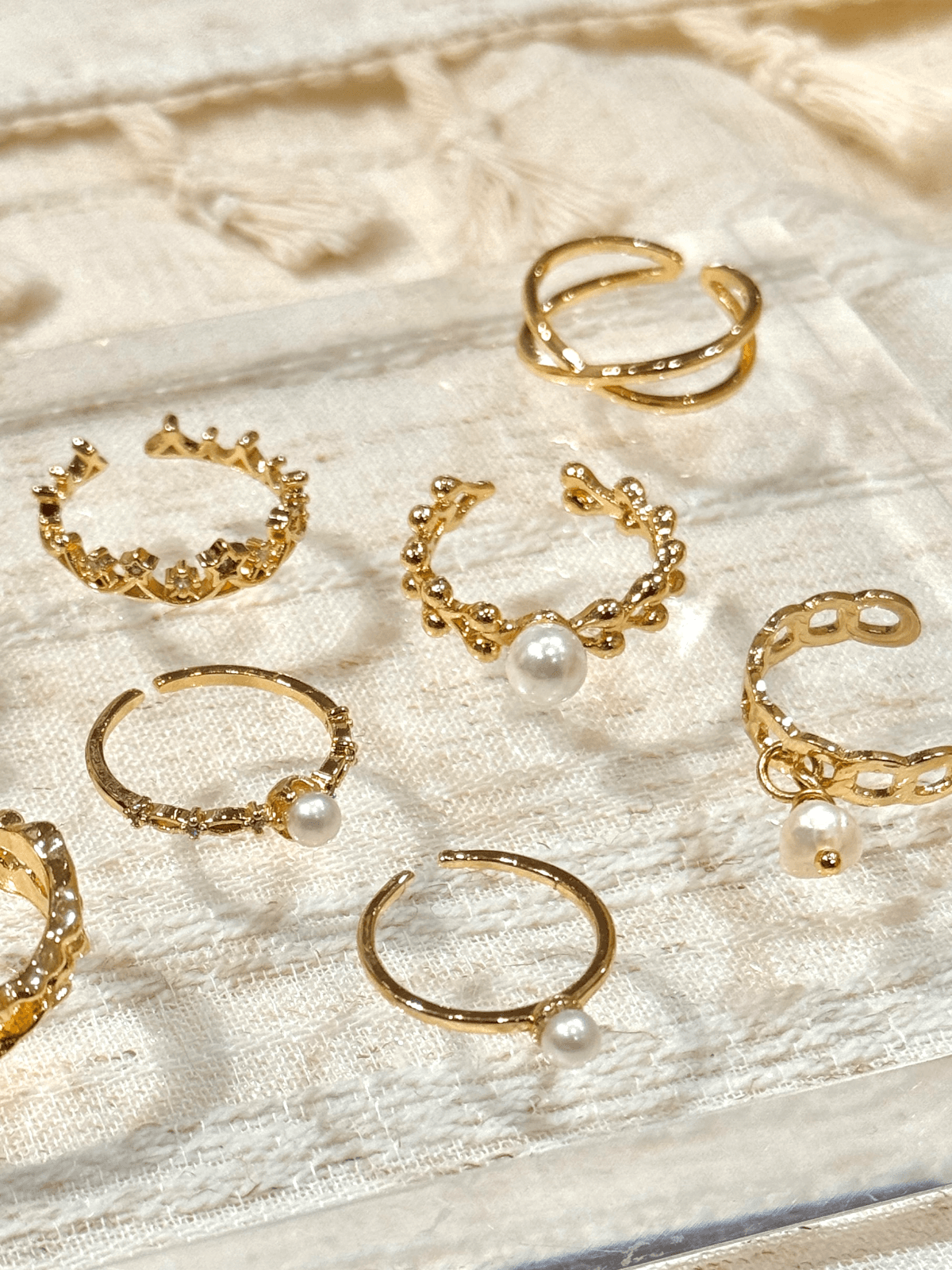 Bangle Pearl bracelet with a Matching Ring in Gold — 4