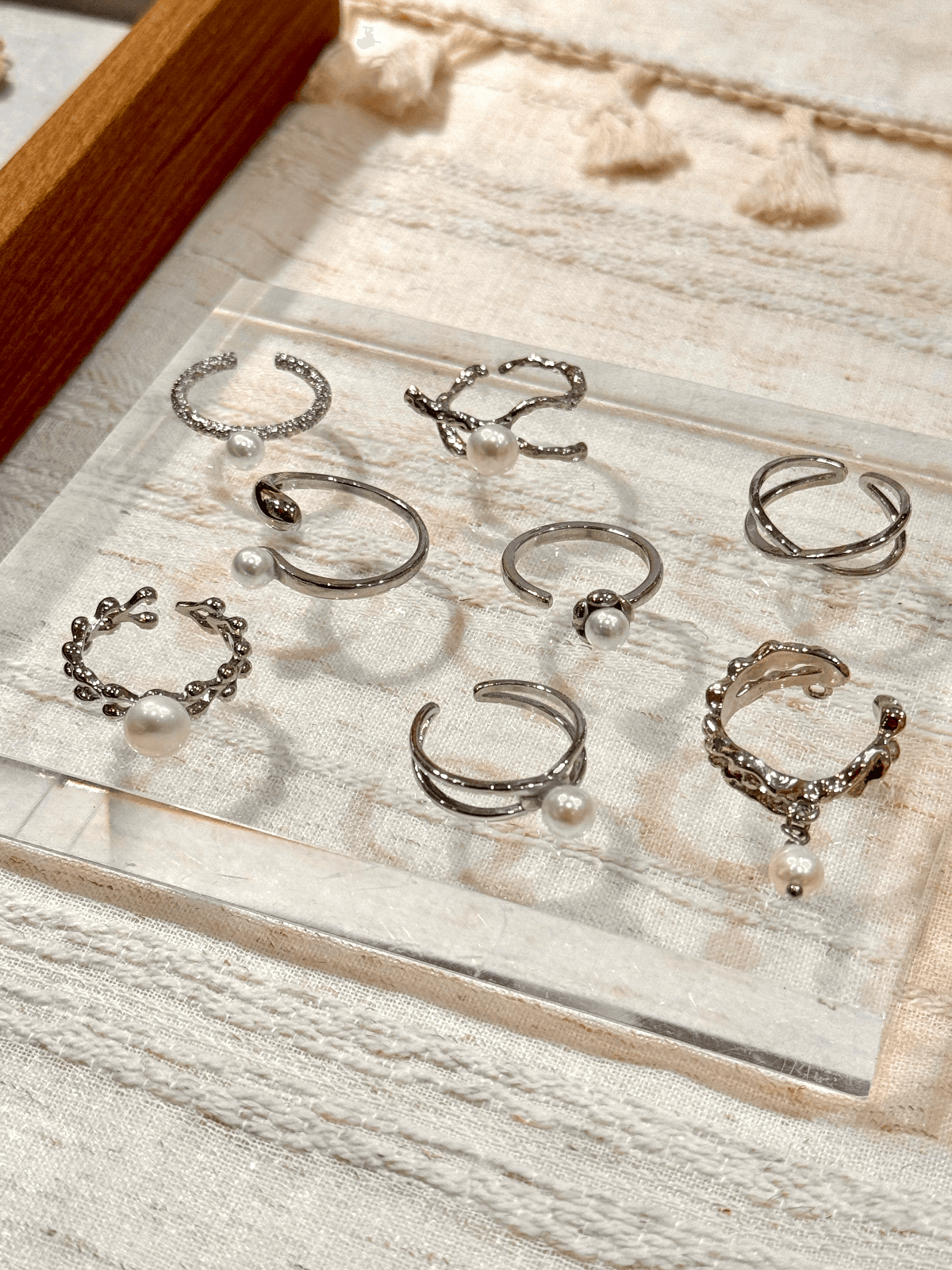 (Petite Version) Bangle Pearl Bracelet with a Matching Ring in White Gold Colour — 3
